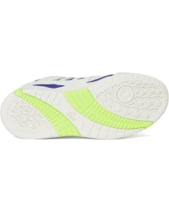 adidas Kids Midcity Low Top Basketball Shoes (Big Kid) | Sneakers & Athletic Shoes -Adidas Kids Shop 61oUmiVCxWL. AC SR736920