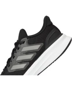 adidas Kids Ultrabounce Shoes (Big Kid) | Sneakers & Athletic Shoes -Adidas Kids Shop 71IxNQ4JDuL. AC SR736920